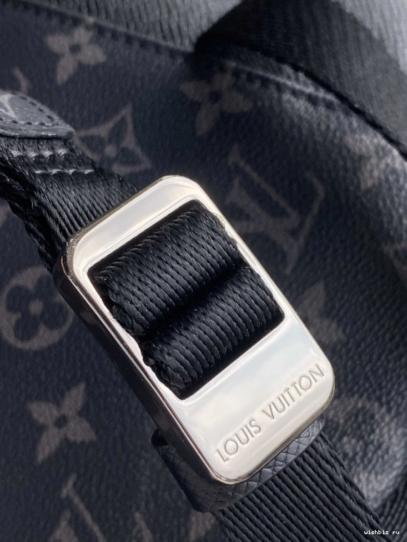 WIS VUITTON OUTDOOR BACKPACK LOUIS 1123